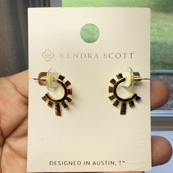 Kendra Scott x Target 14k Gold Over Brass Kat Huggie Earrings New - Picture 2 of 5